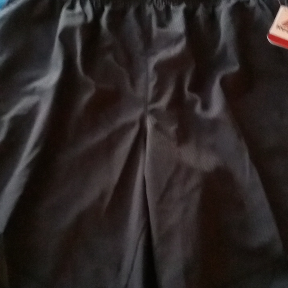 Men's Reebok Shorts Slim9"slim 23 CM - Picture 2 of 5